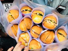 -Bánh Mì Huynh Hoa