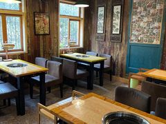 大堂-黔味东南酸汤牛肉火锅(太平路一店)