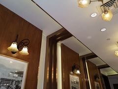 -老人和饭店(淮海中路店)