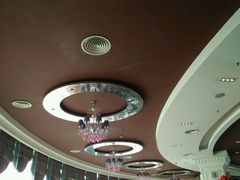 -荣誉国际酒店-云顶旋转餐厅