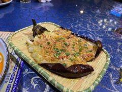 -乡村馕坑肉·烧烤·新疆菜·本地人更爱吃(阿勒泰首店)