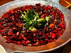 -包整·丝娃娃(一览甲秀楼风景店)