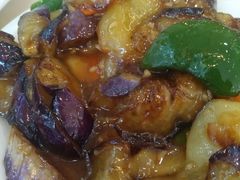 地三鲜-关东风老北方菜馆(桂芳园店)