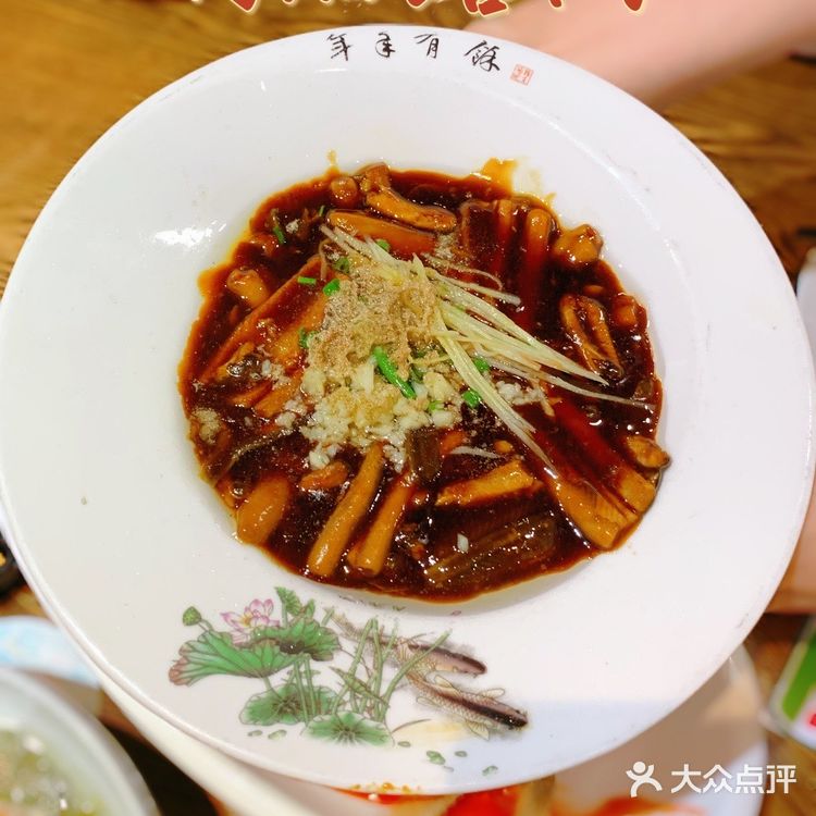 平江路旁的正宗苏帮菜馆，苏州太太