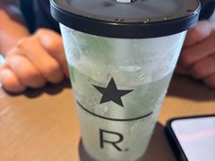 -星巴克臻选(成都太古里店)