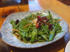 -民食香·腊排骨野生菌美食(木府店)