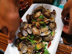 -蚝堡海鲜·威海菜·海肠捞饭·烧烤·亚洲吃蚝公司(幸福门店)