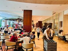 -怡咖啡海鲜自助餐厅(浦东香格里拉店)