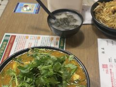 -肥汁米蘭香港米线(定西路店)