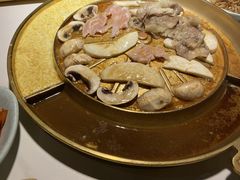 -猪啊牛呀羊啊铜盘烤肉(正大广场店)