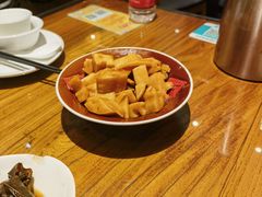 -泉畔人家·老济南经典鲁菜(大明湖店)