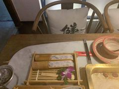 -尚尚仙·酸汤猪手·猪肚鸡火锅(华联万柳购物中心店)