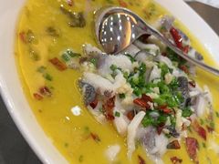 -新天明砂锅鱼头煲