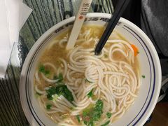 -鑫花溪牛肉米粉(东环大润发店)