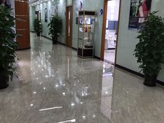 -茂菊口腔连锁(浦东南路店)