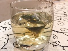 龙井茶-一江春水·杭帮臻宴