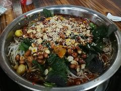 -周良天山牛杂城(天山路总店)