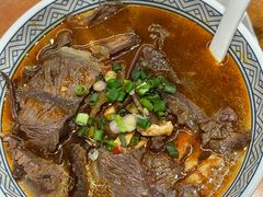 -粉吖吖·邵阳米粉(体育西路店)