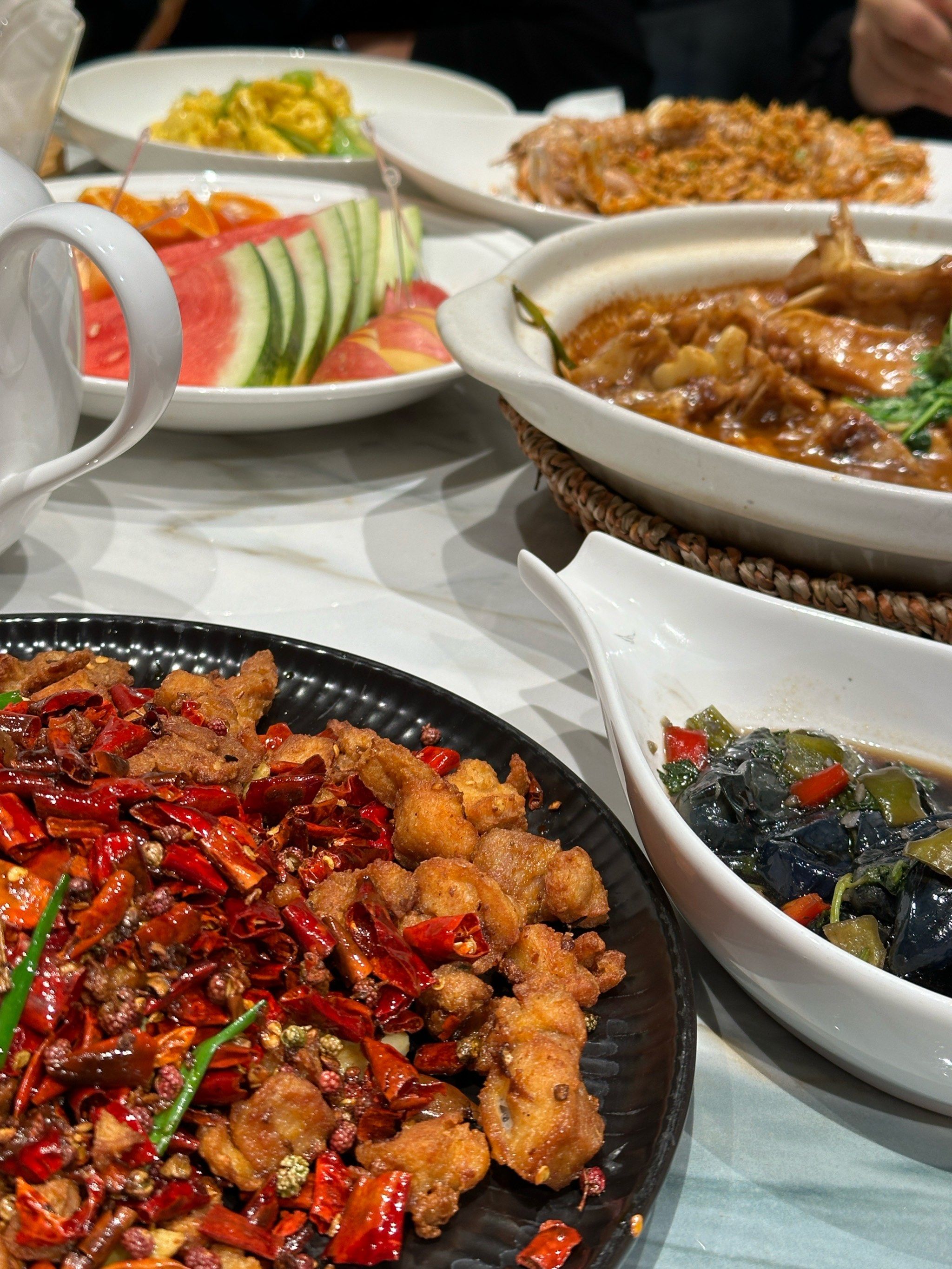 npy生日选在了这里聚餐
听说是之前的唐人海鲜
-
🐟江团鱼,很