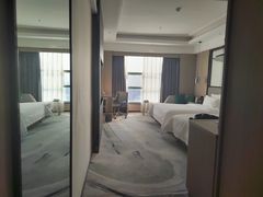 -华海酒店(茂名高铁站店)