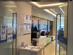 -瑞尔齿科(南京东路名人诊所)