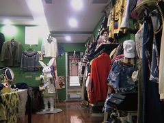 -Oolong乌龙茶古着店