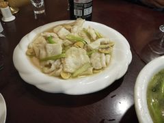 -牟传仁饭庄(星海店)