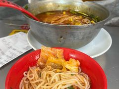 -铁锅哥米线