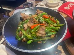 农家小炒肉-龙少爷碳火干锅(环球中心店)