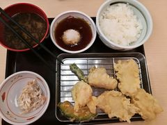 炸鸡天妇罗定食-天ぷら定食まきの(難波千日前店)