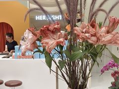 -Her Sight设计师女装集合店(静安华山路店)