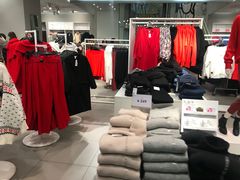 -H&M(鹏欣水游城店)