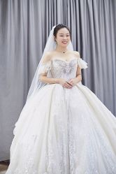 -洋洋婚纱品牌集合店