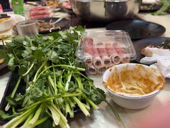 -尚品海鲜肥牛自助火锅(湖明店)