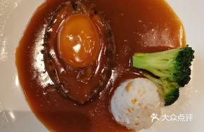 Braised South African 6-Head Dried Abalone in Oyster Sauce