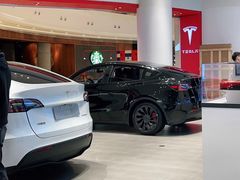 -TESLA 特斯拉(广州天环广场体验店)
