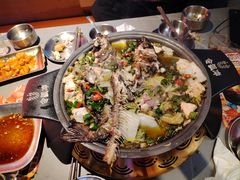 -令狐冲·炭烤活鱼(宝龙店)