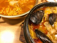 -军硕烤肉·部队火锅(二七万达店)