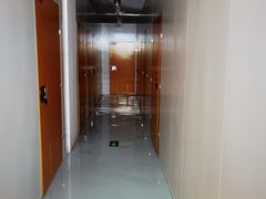 -安东易迷你仓自助寄存仓库(淞虹路店)