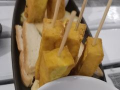 -卷心菜和避孕套餐厅(Pattaya)