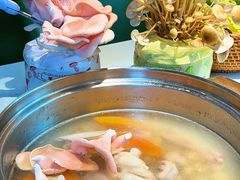 -烹然四季椰子鸡火锅(姚家园万象汇店)