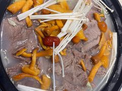 -九寨特色牦牛肉汤锅 羊肉汤锅