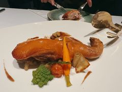 脆皮烤乳猪-蝶舍·MAISON PAPILLON