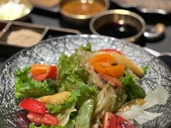 -铭牛烧肉·和牛海鲜自助(高新月牙湖店)