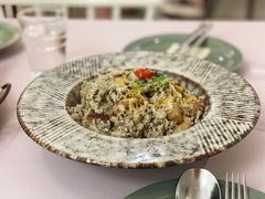 -露露家咖啡店