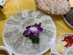 -官塘陈记鱼生·潮汕砂锅粥·牛肉火锅(潮枫路总店)