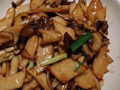 菌菇小炒皇-西北45°(世茂广场店)