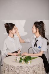 -樱花婚纱摄影