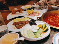 -小天鹅火锅·一线江景洪鼎旗舰店(洪崖洞店)