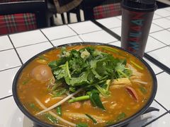 -肥汁米蘭香港米线(长宁来福士店)